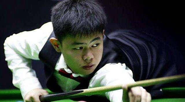 杆单杆制胜, 袁思俊先前