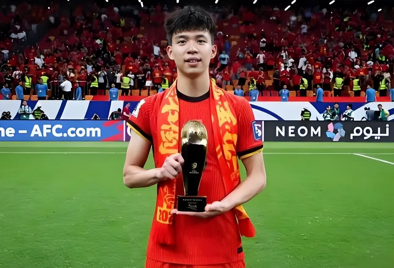 家俱乐部想, 有意王钰栋 家俱乐部想, 有意王钰栋