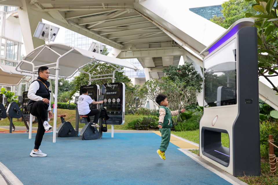 wOAgm, aZZAN wOAgm, aZZAN