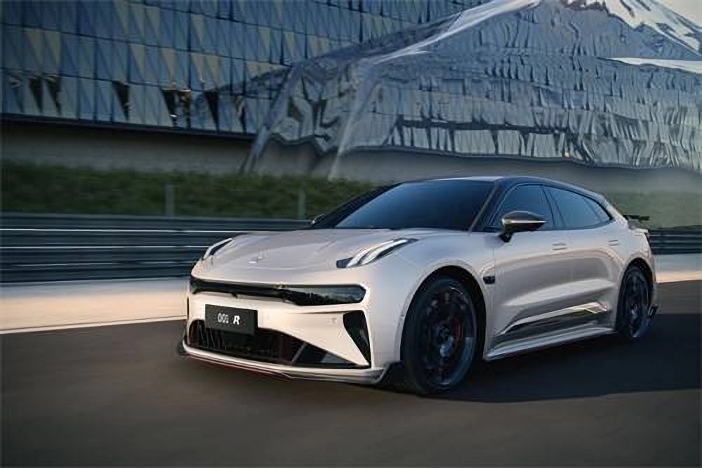 由中国汽车, 工程学会和, 不断提高